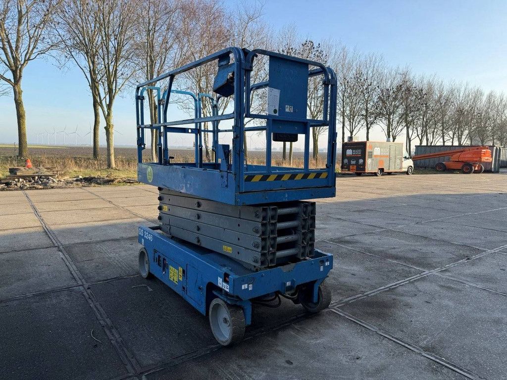 Scissor Lift Genie GS-3246 Electric 11.78m 2014