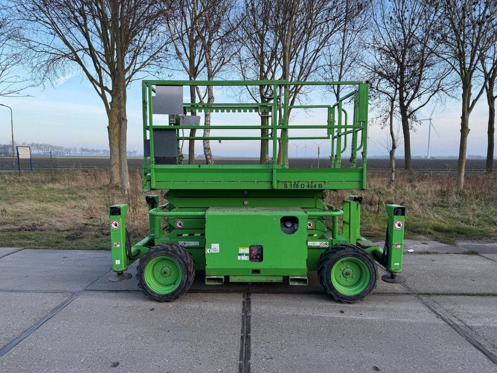 Schaarlift SkyJack SJ6832RT Diesel 11.7m 2016