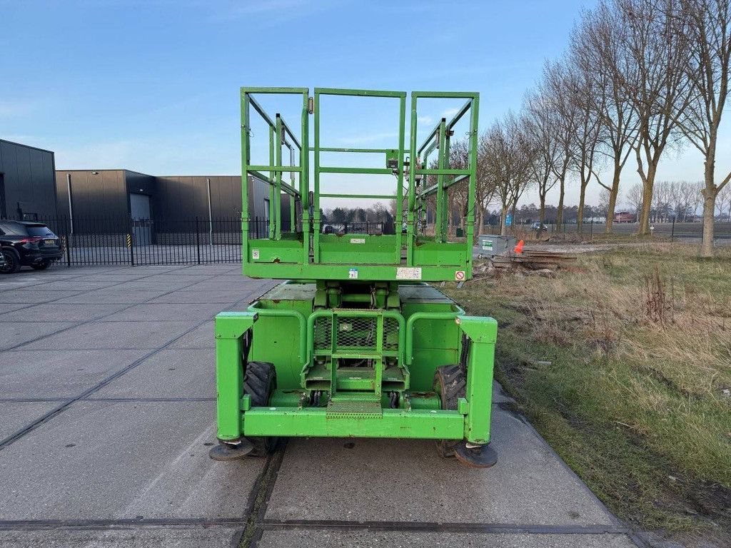 Schaarlift SkyJack SJ6832RT Diesel 11.7m 2016