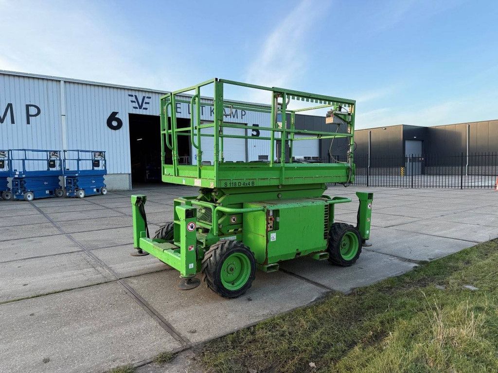 Schaarlift SkyJack SJ6832RT Diesel 11.7m 2016