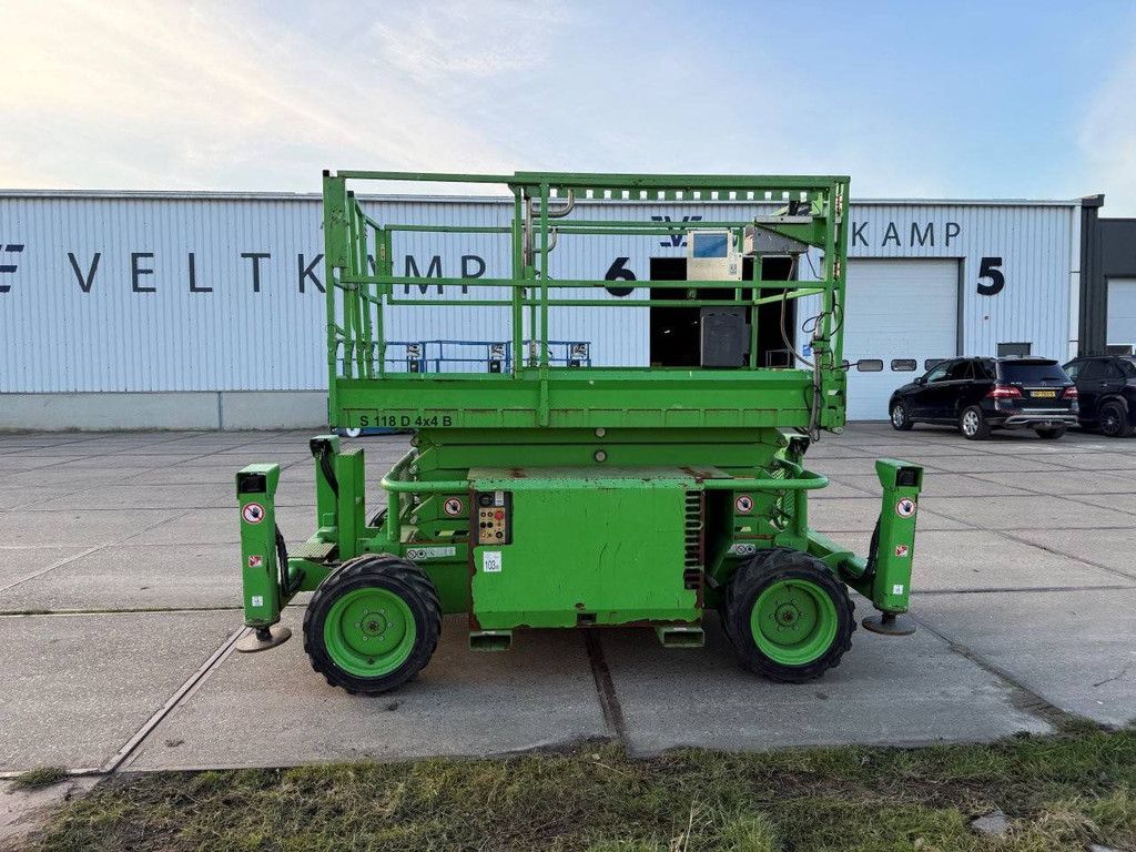 Schaarlift SkyJack SJ6832RT Diesel 11.7m 2016