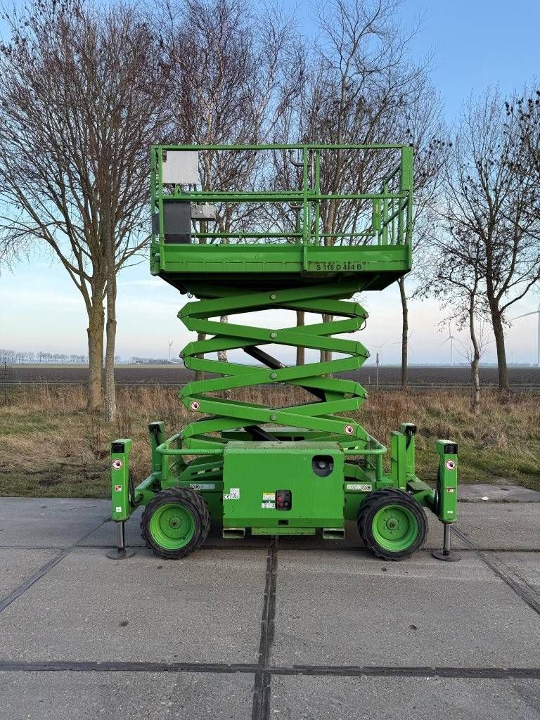 Schaarlift SkyJack SJ6832RT Diesel 11.7m 2016
