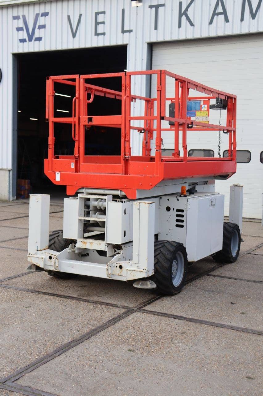 Scissor lift Genie GS-2669 Diesel 10m 2013