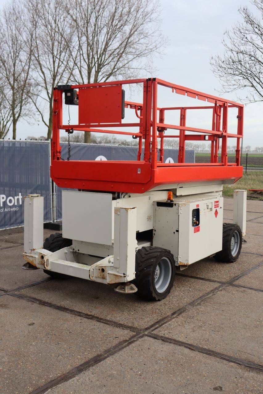 Scissor lift Genie GS-2669 Diesel 10m 2013