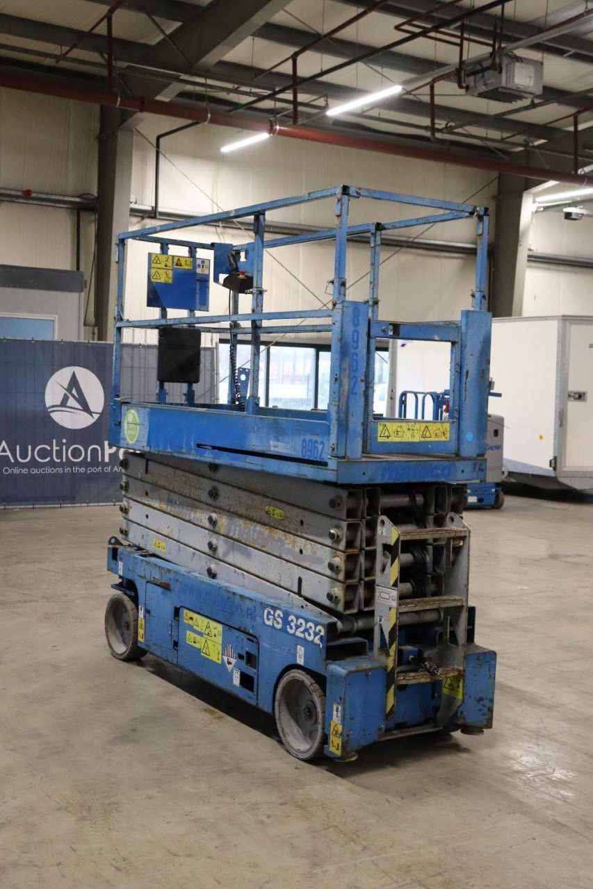 Scherenbühne Genie GS-3232 Elektrisch 11,75 m 2016