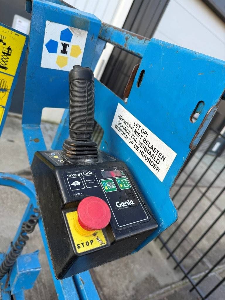 Scissor lift Genie GS2032 Electric 8.1m 2014