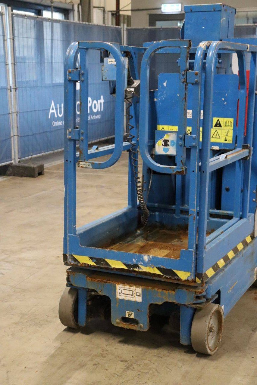 Genie GRC-12 Electric Mast Lift 5.66m 2016