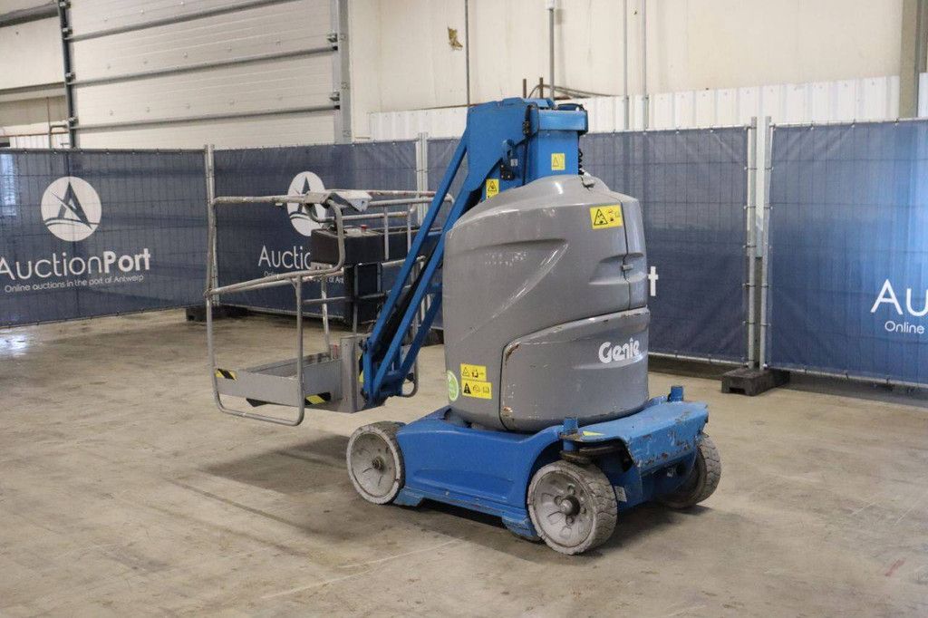 Genie GR26J Elektrischer Mastlift 9,90 m 2016