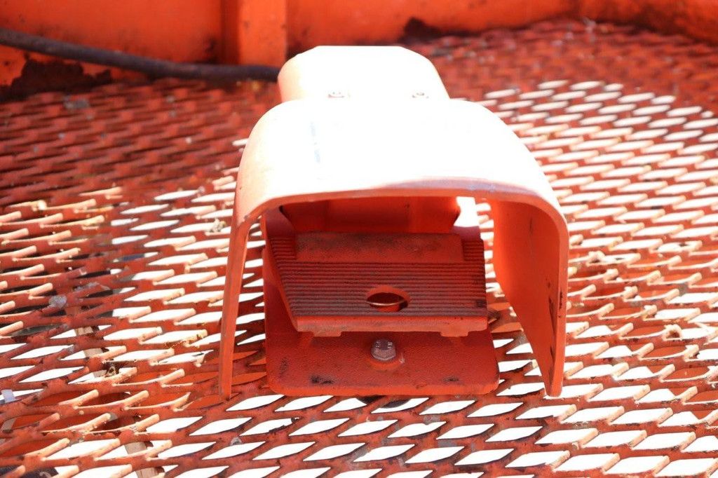 Knikarmhoogwerker JLG E400AJPN Elektrisch 14.19m 2011