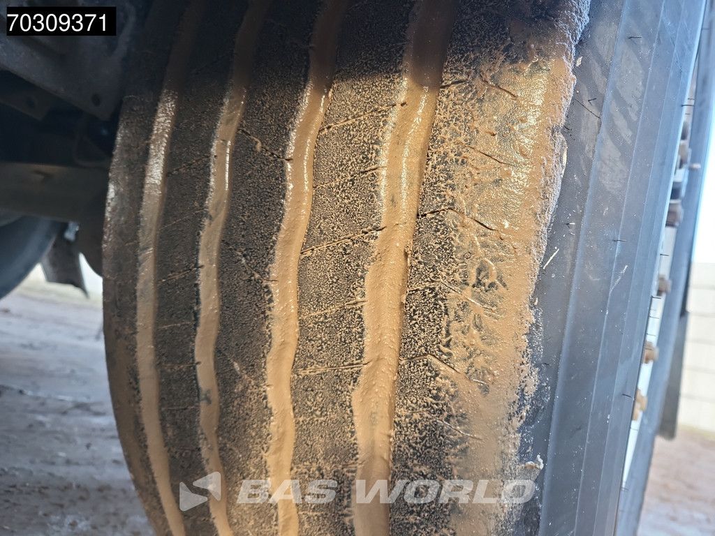 Kempf SKM 35/3 Track ADR Lifting Axle 34m3