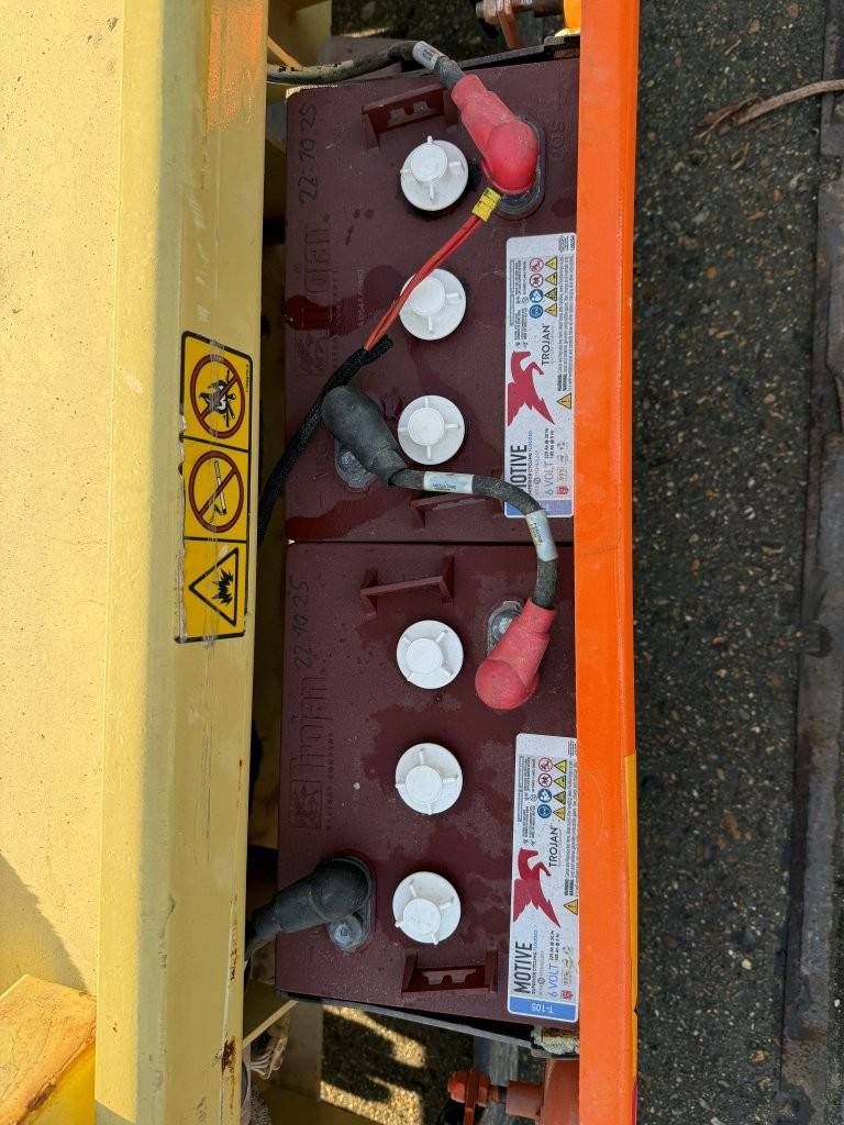 JLG 1930ES Electric Scissor Lift 7.72m 2014