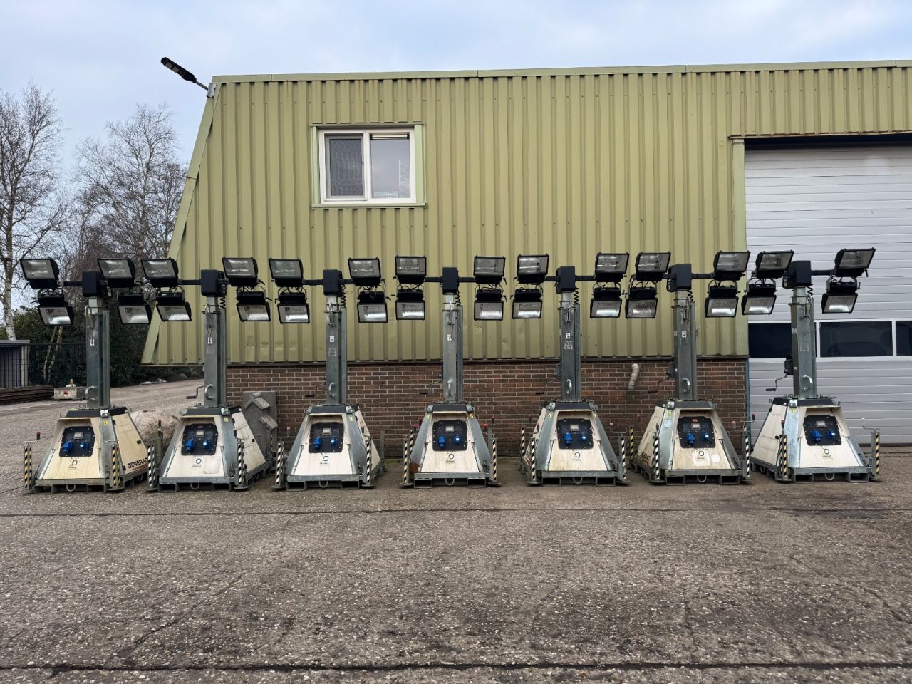 Generac lichtmast 10 meter 230V 4x400W telescopisch