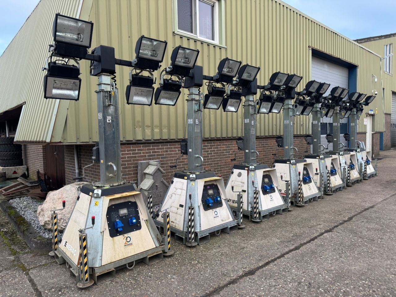 Generac lichtmast 10 meter 230V 4x400W telescopisch