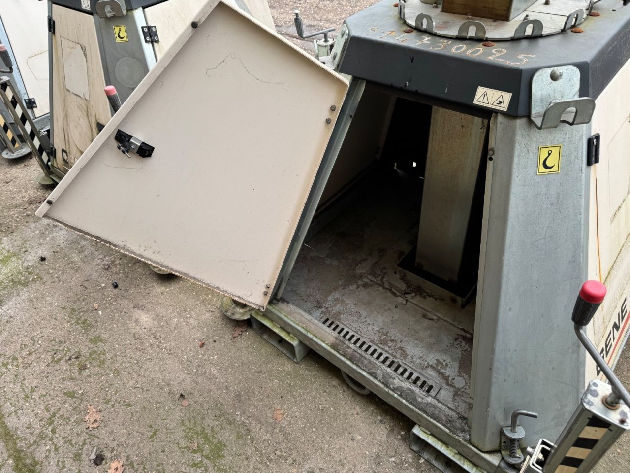 Generac lichtmast 10 meter 230V 4x400W telescopisch