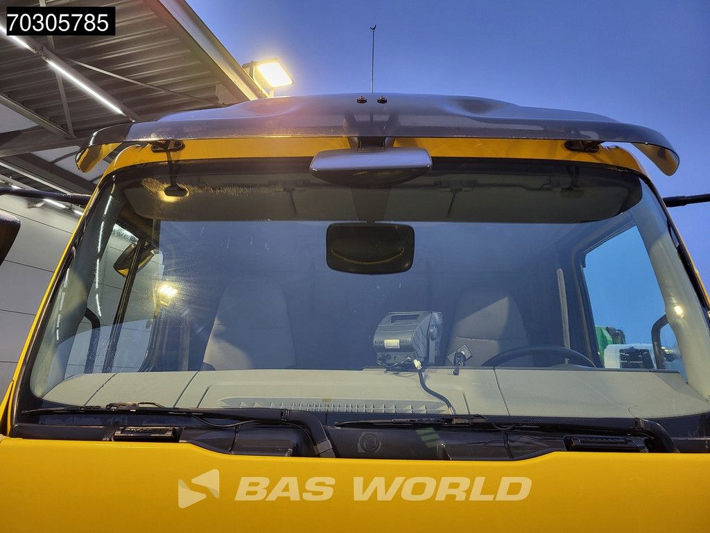 Renault Midlum Midlum 220 4X2 Wilhelm Wellmeyer car transporter Winch Manual Euro 5