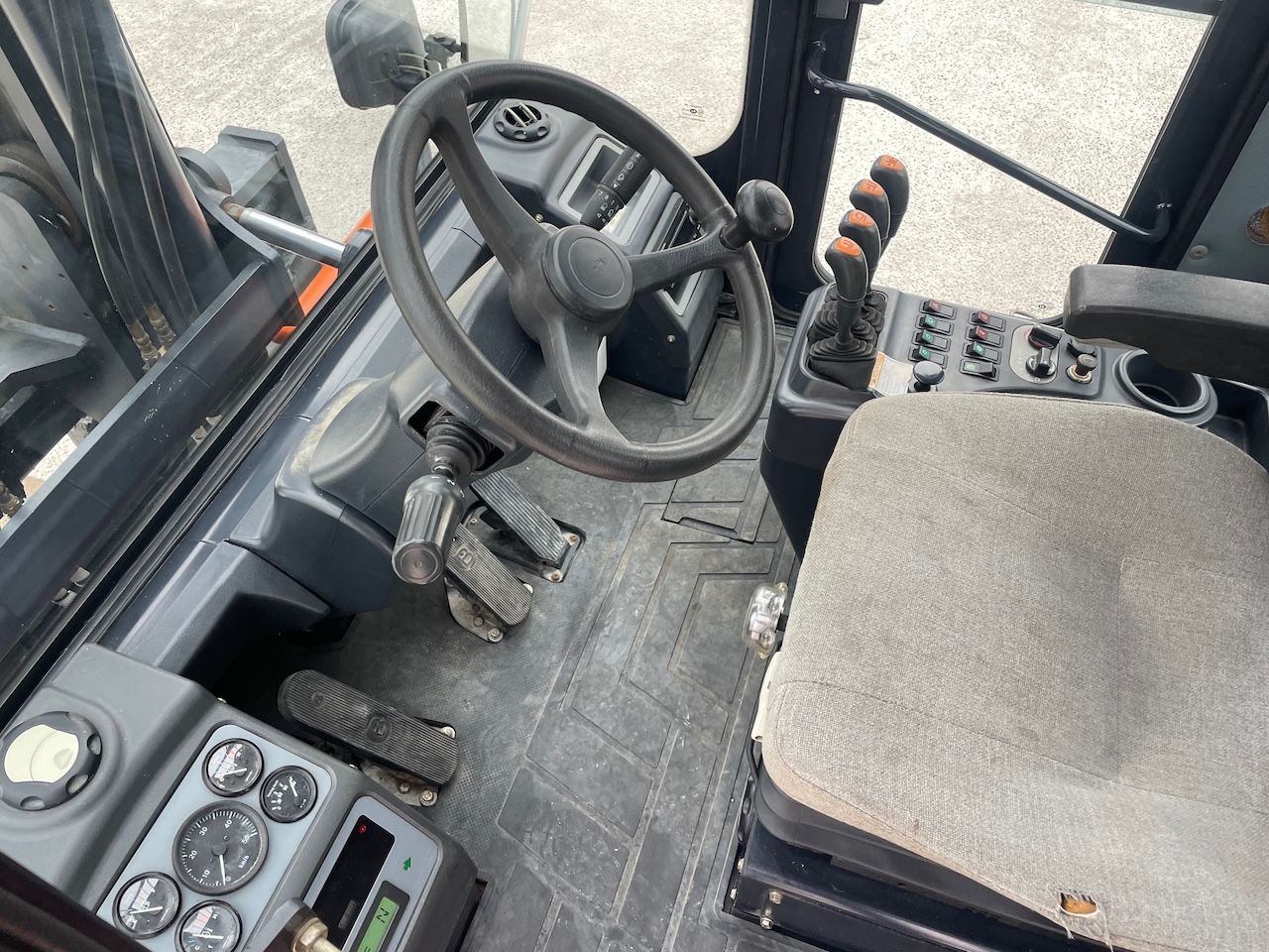 Doosan D 160S-5 Vorkheftruck