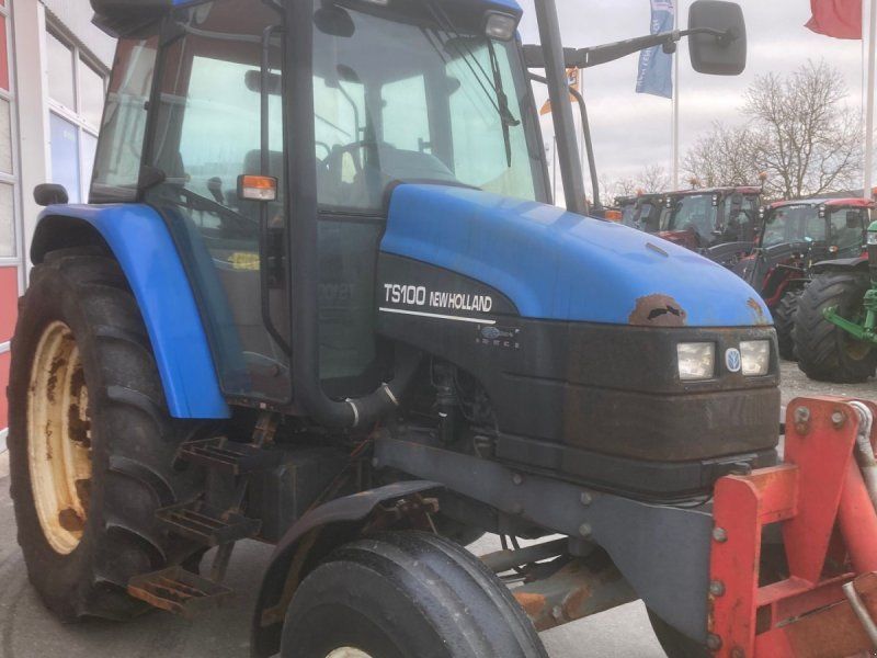 New Holland TS100