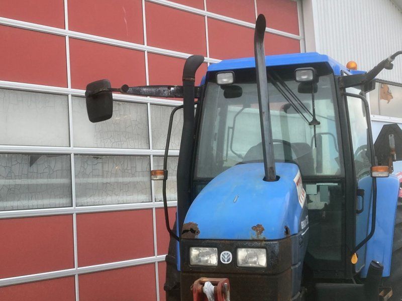 New Holland TS100