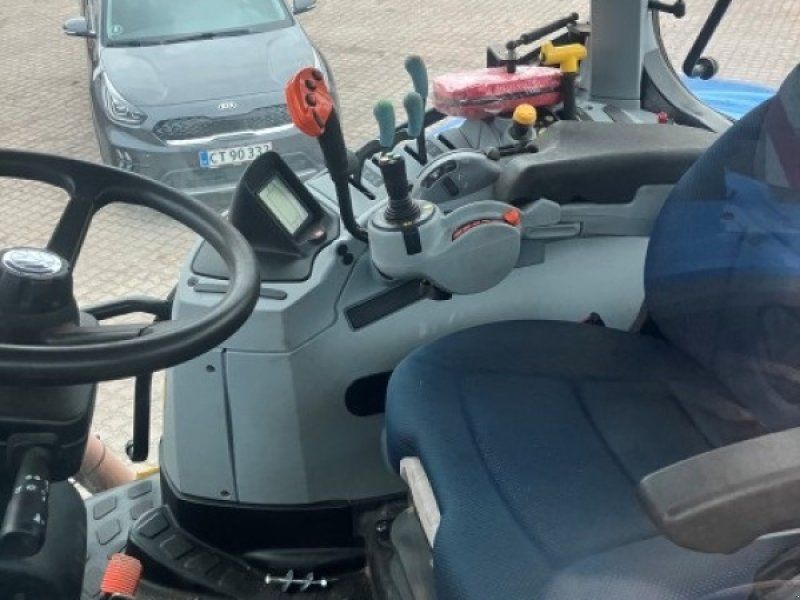 New Holland T7.270 AC Stage V