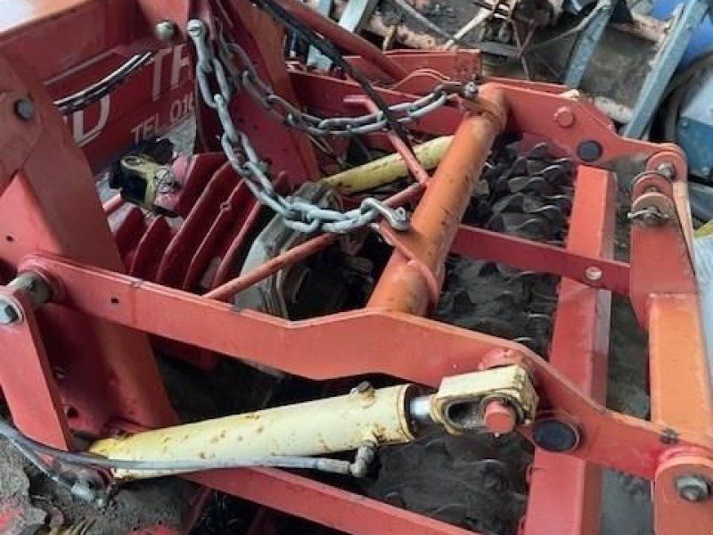 Lely rottera 35-302 en packkerrol en hydraulische hef