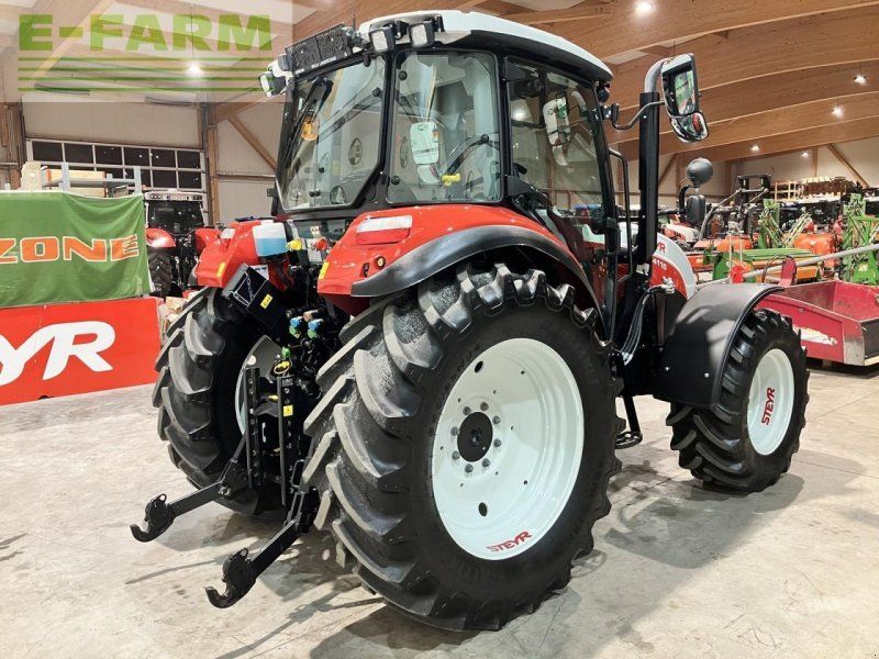 Steyr 4075 kompakt et profi