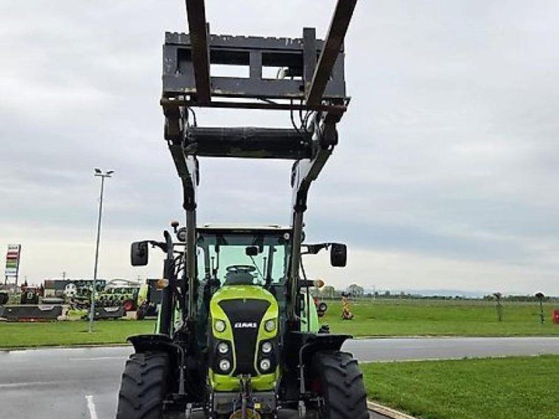 Claas arion 430