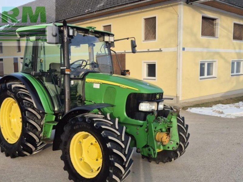 John Deere 5820 premium