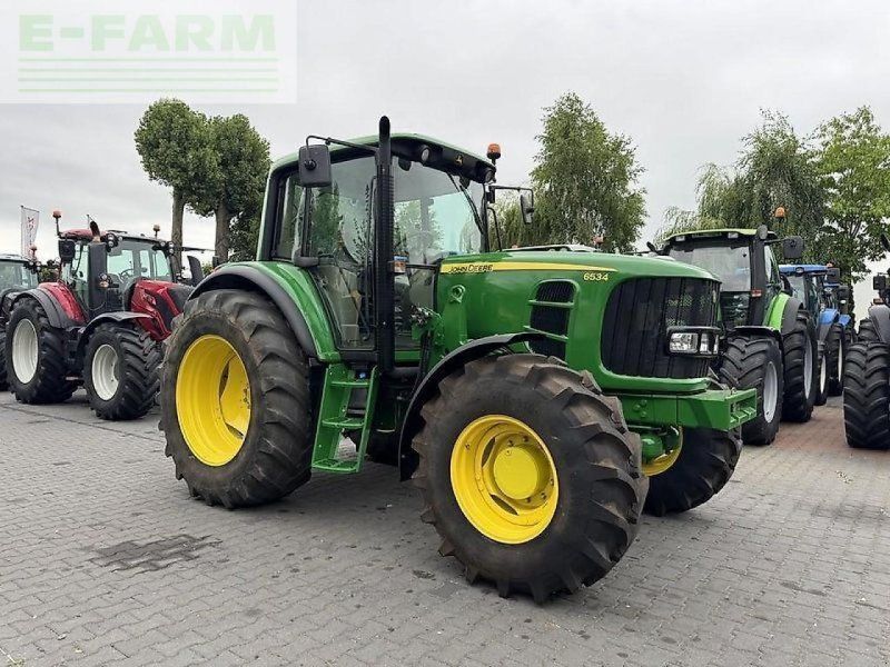 John Deere 6534