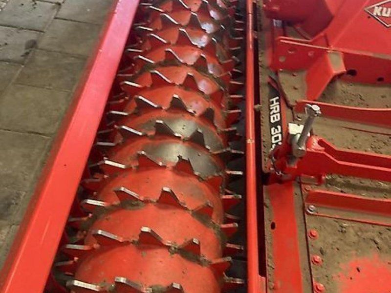 Kuhn hrb 303