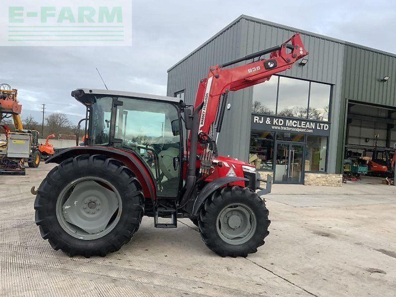 Massey Ferguson 4707  (st25398)