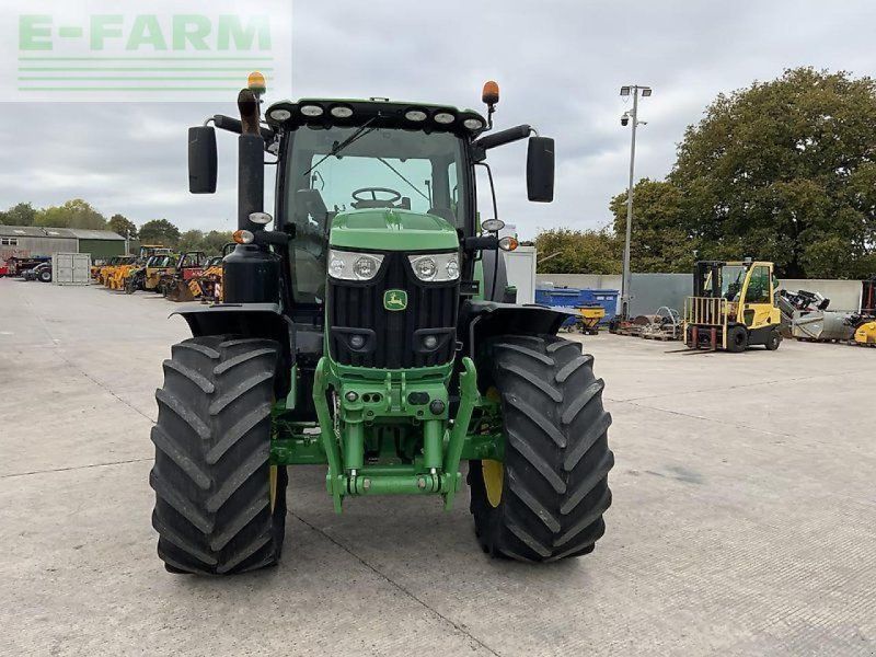 John Deere 6215r  (st23985)