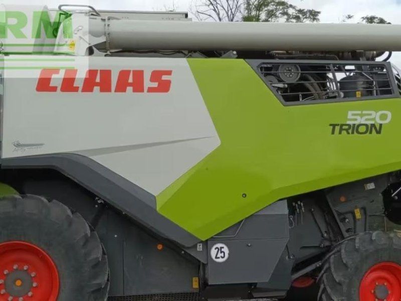 Claas TRION 520 E5