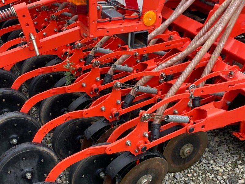 Kuhn NC 4000 Combiliner