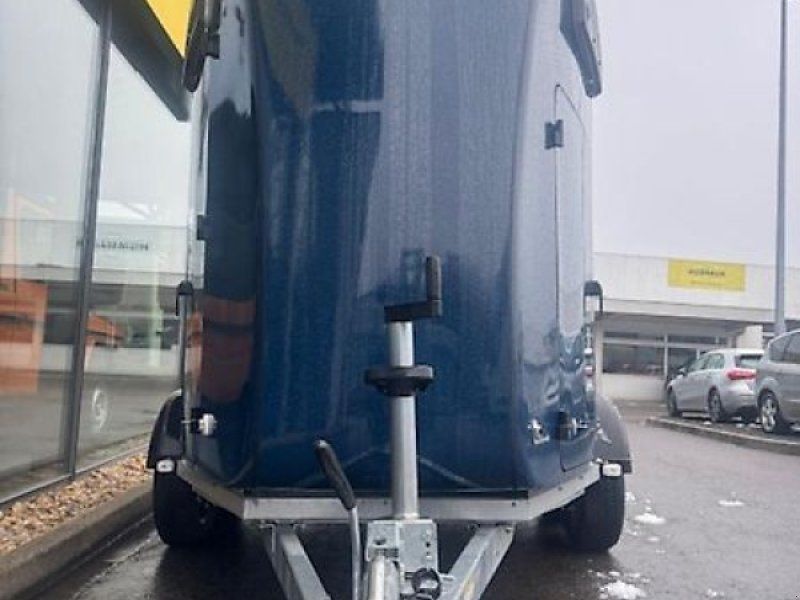 Humbaur Pegasus 2 Pferde ALU 1.Hd Sattelkammer 2,4t.