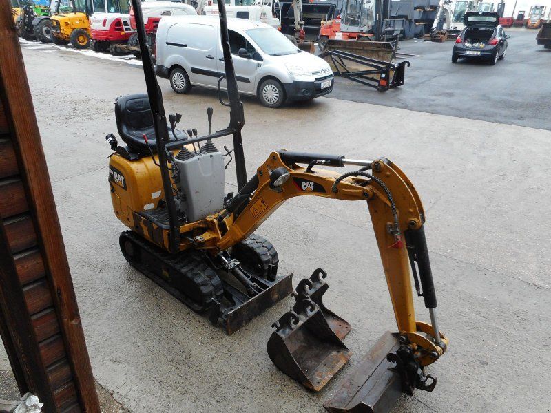 Cat 300.9D  ( 1.087kg ) mit SW + 3 Löffel