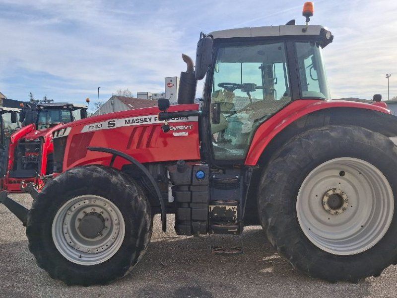 Massey Ferguson 7720S