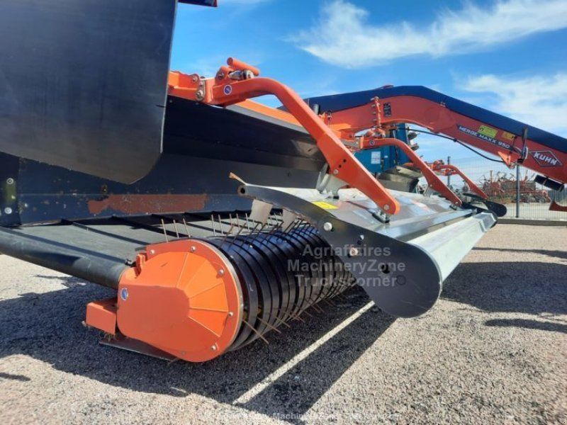 Kuhn MERGE MAXX  950