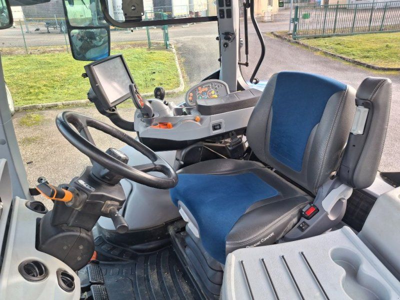 New Holland t7.315 HD