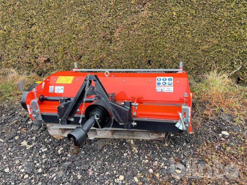 Peruzzo SCORPION 1400