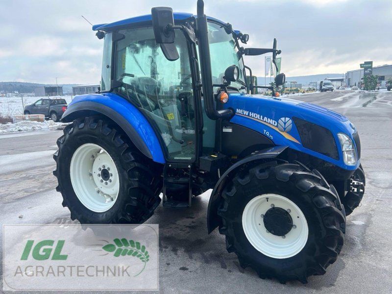 New Holland T 4,75