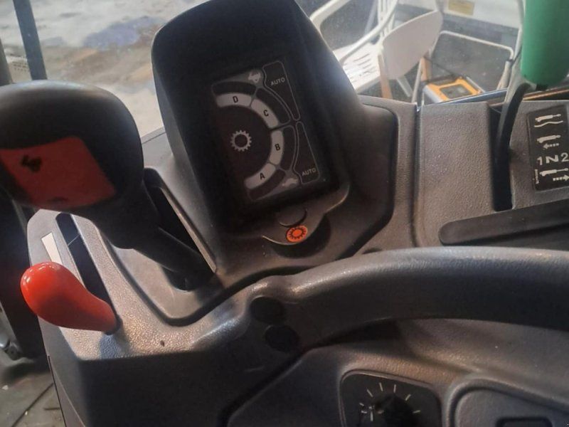 New Holland T6030 Delta 6030 DELTA