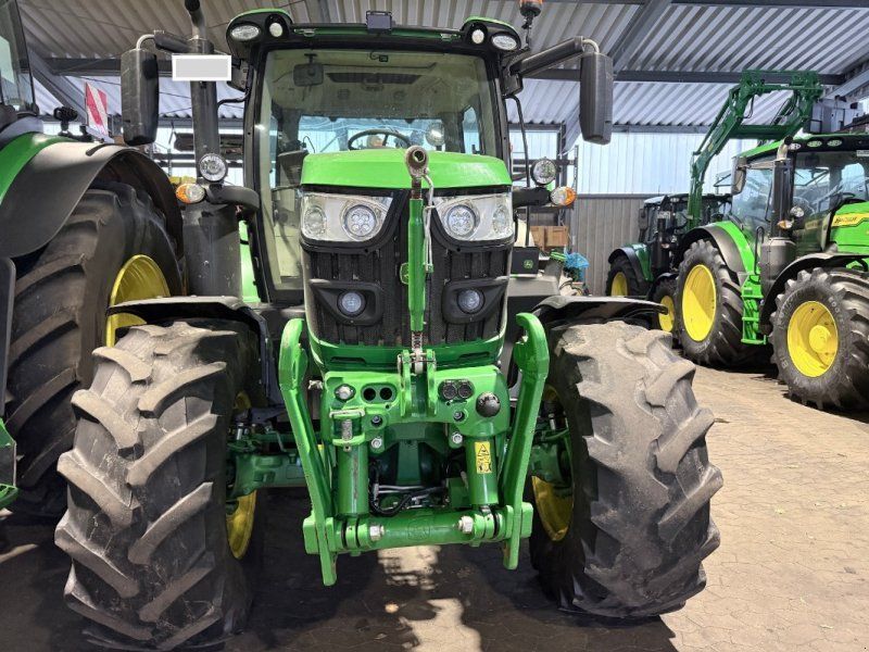 John Deere 6130R