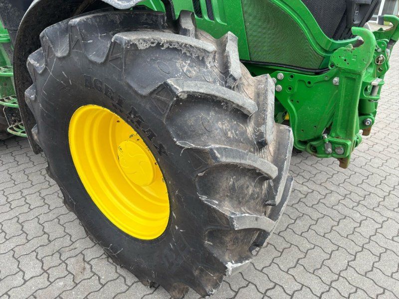 John Deere 6195R