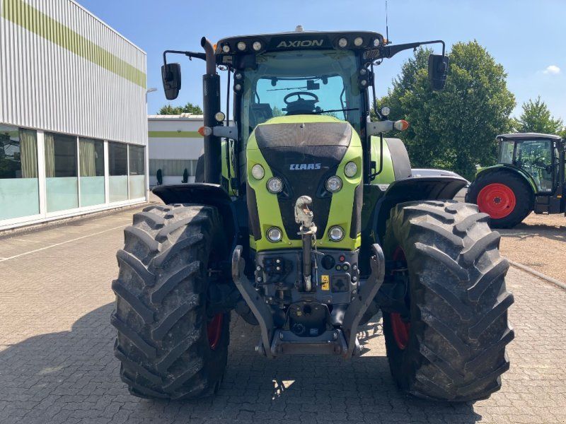 Claas AXION 870 CMATIC