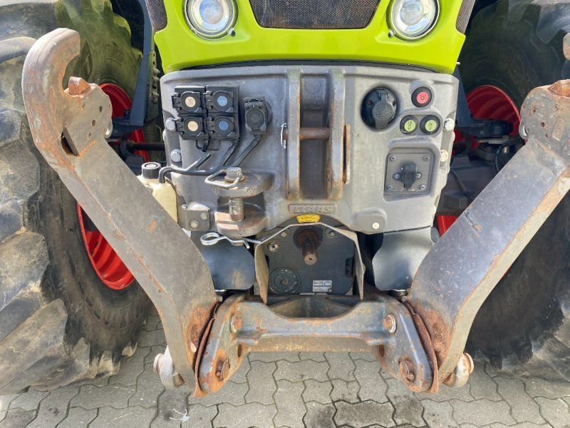 Claas AXION 830 CMATIC