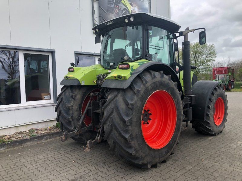 Claas ARION 650 CMATIC