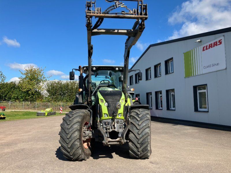 Claas AXION 830 CMATIC (Zapfwelle und Allrad Defekt)