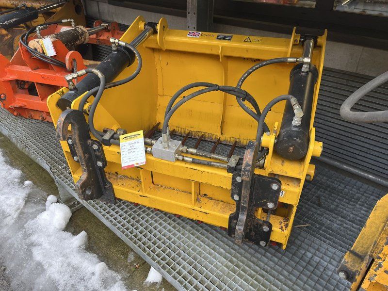 Parmiter SGP 100 mit 2 Zylinder Weidemann HV