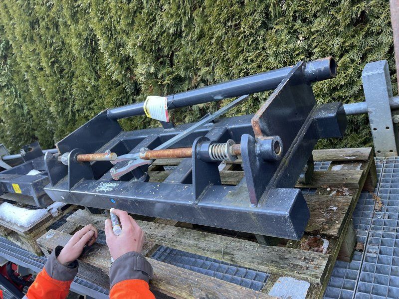 Adapter Kramer M auf Hauer 1180mm