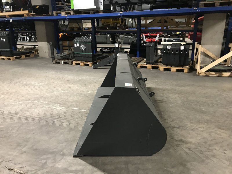 Stekro Schaufel gerundet 2,4m